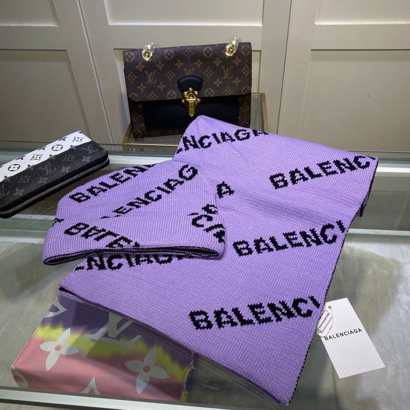 Balenciaga Caps Scarfs